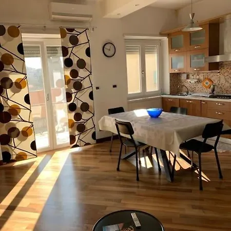 Home: Coli'n Cozy Apartament *